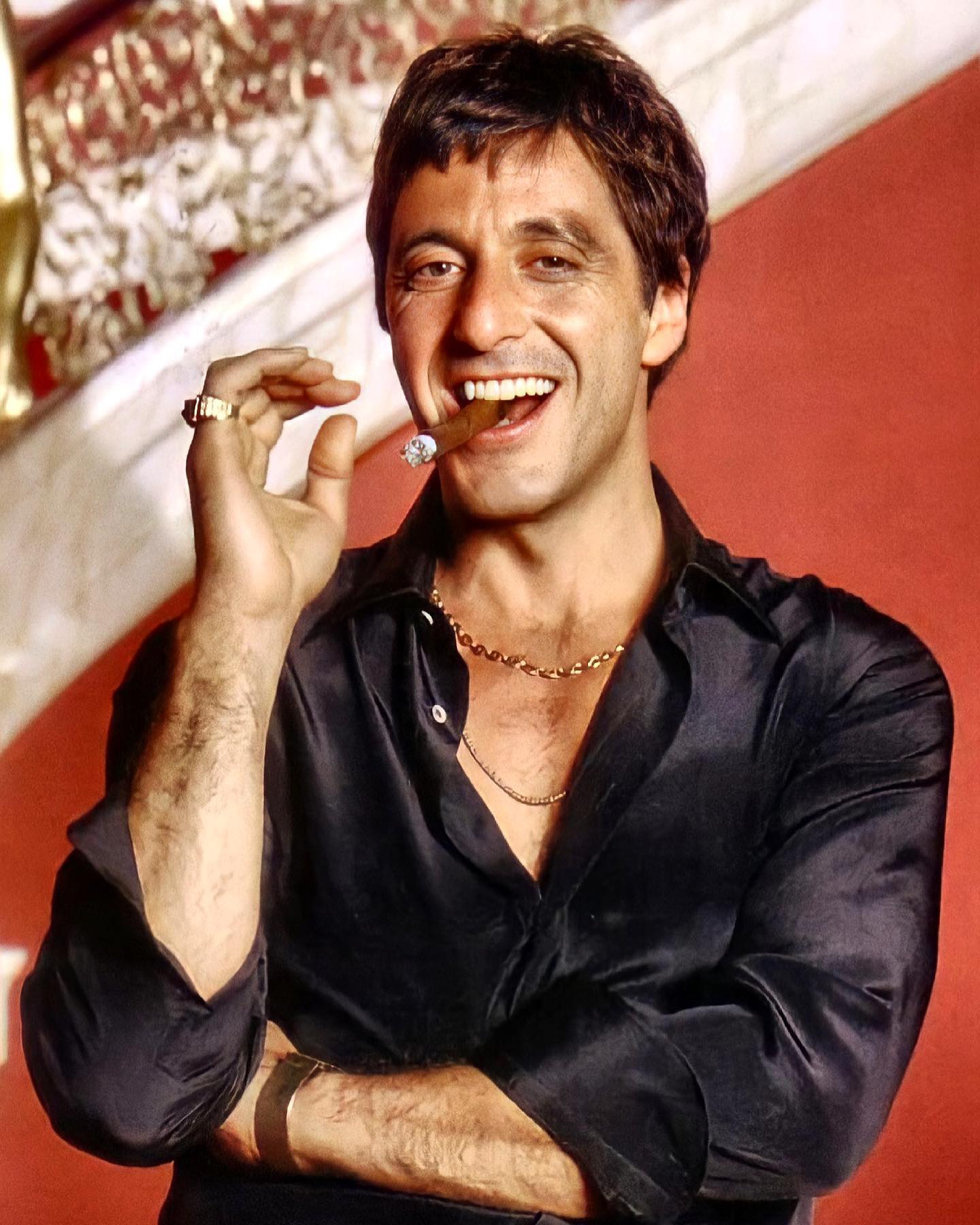 Тони Монтана с сигарой