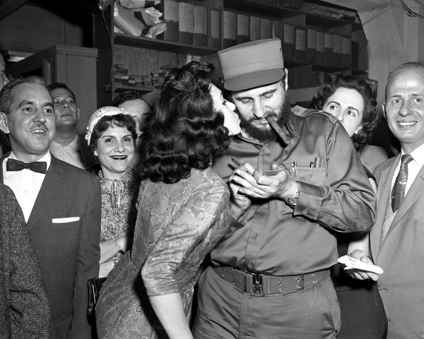Какие сигары любил курить кубинец Фидель Кастро | Интернет-магазин сигар